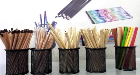 中網(wǎng)市場發(fā)布:開化縣華偉文教用品生產(chǎn)"西湖牌"學(xué)生筆、木工筆、兒童筆